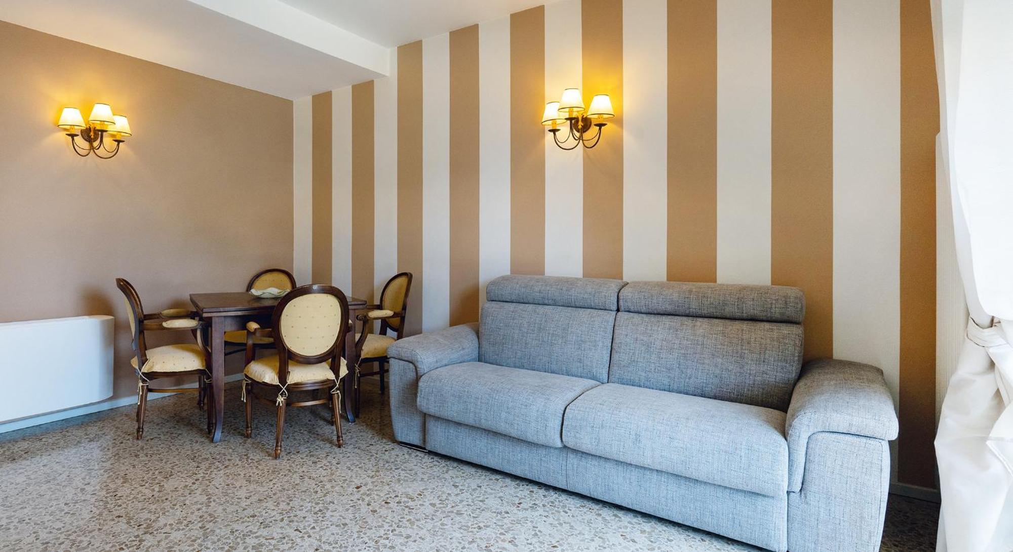 Residenza Dei Fiori Aparthotel กันเนโร ริเวียรา ภายนอก รูปภาพ