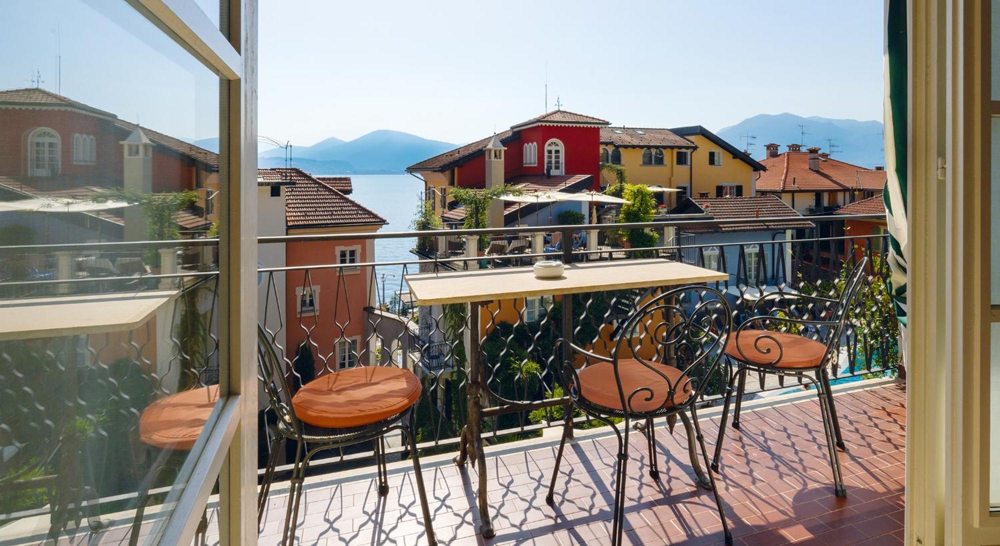 Residenza Dei Fiori Aparthotel กันเนโร ริเวียรา ภายนอก รูปภาพ